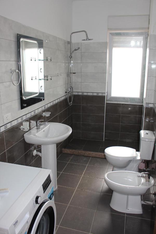 City Center Luxurious Apartment Shkodër Dış mekan fotoğraf